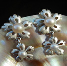 Boucle d'oreilles perle d'eau douce, perle de culture couleur blanche, motif flocon de neige, perle presque ronde, qualité AA+++, taille perle 4mm et 6mm