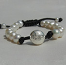 Bracelet Perle de Culture d'Eau Douce 8-8.5mm A Orné d' une Perle Ronde en Argent 990 Motif Poisson Tacheté