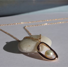 Chaîne pendentif motif graphique avec une perle de culture, perle d'eau douce chaîne en vermeil, chaîne longueur réglable